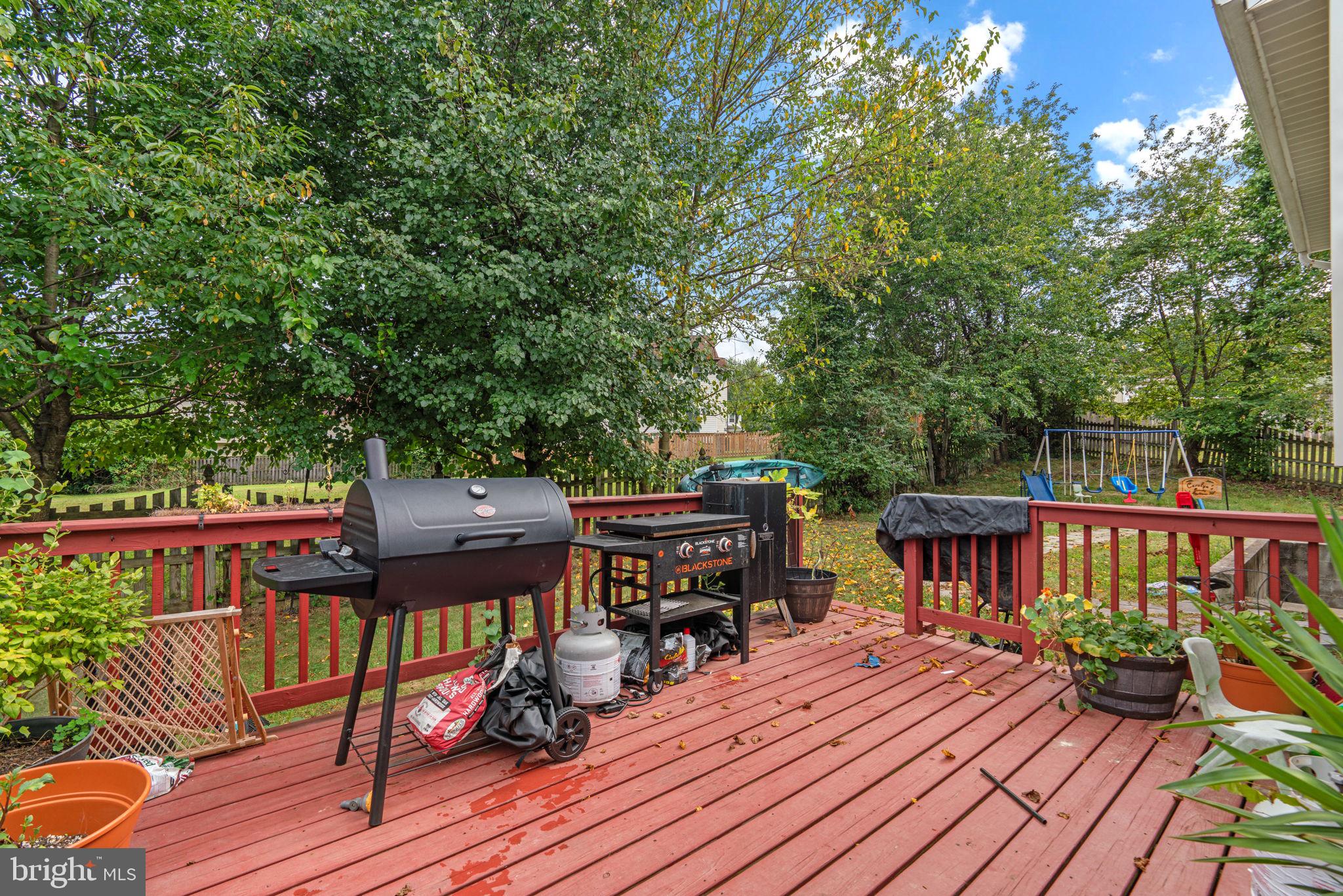 7535 Knoll Acres Road Hanover, MD 21076 - Photo 36 of 43 Deck
