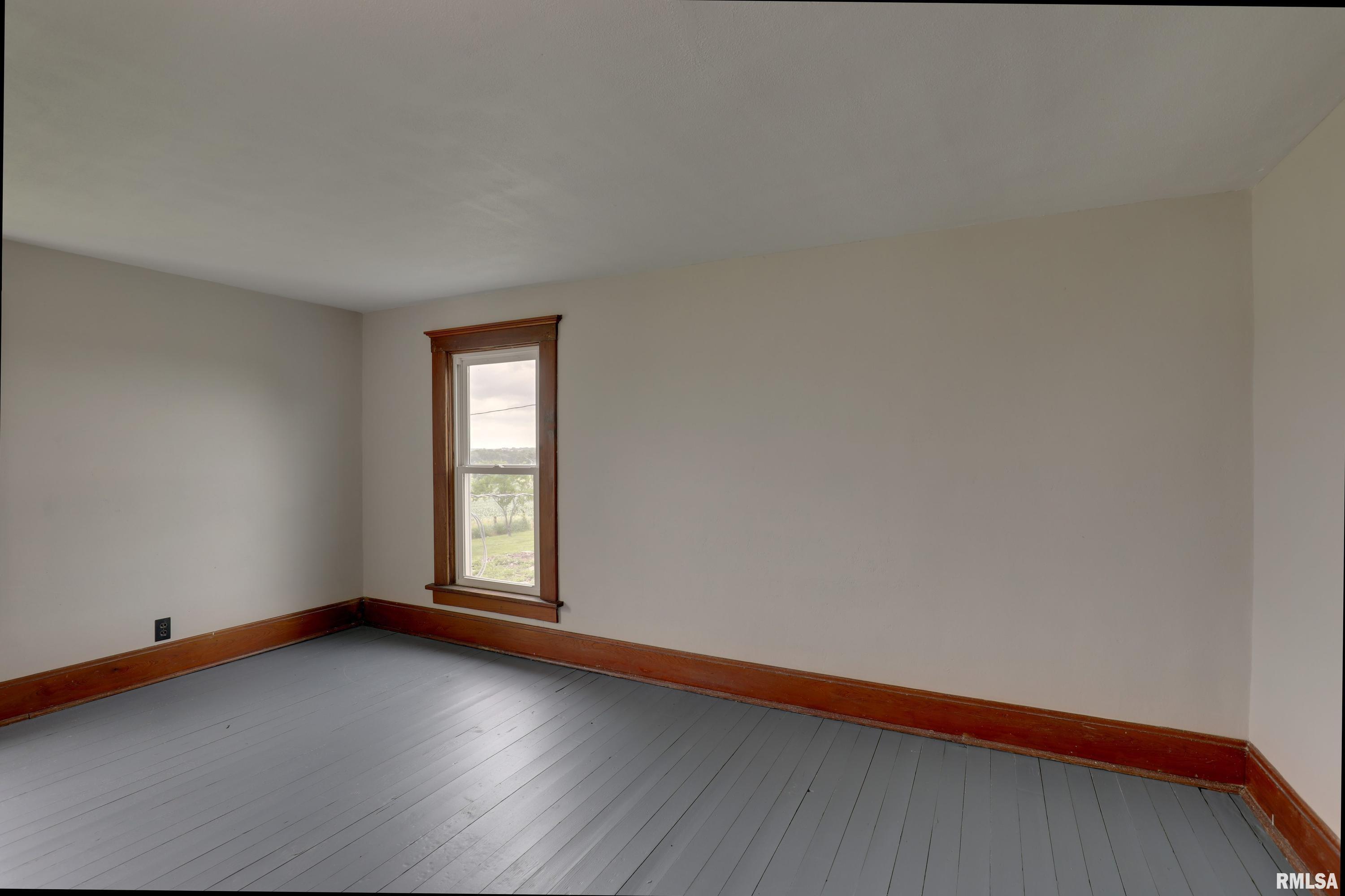 321 North Co Road 1200 Sutter, IL 62373 - Photo 31 of 63