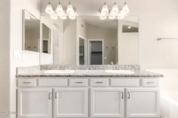 $2,595 | 1522 South Dove Street, Gilbert, AZ 85233