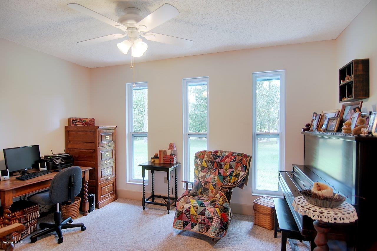 4566 Mustang Road Melbourne, FL 32934 - Photo 6 of 14 living (14)