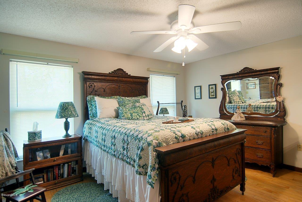 4566 Mustang Road Melbourne, FL 32934 - Photo 9 of 14 master (29)