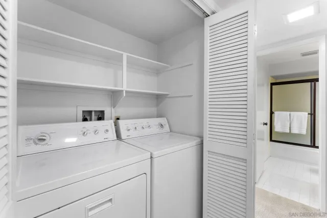 $950,000 | 3148 Vista Grande, Carlsbad, CA 92009