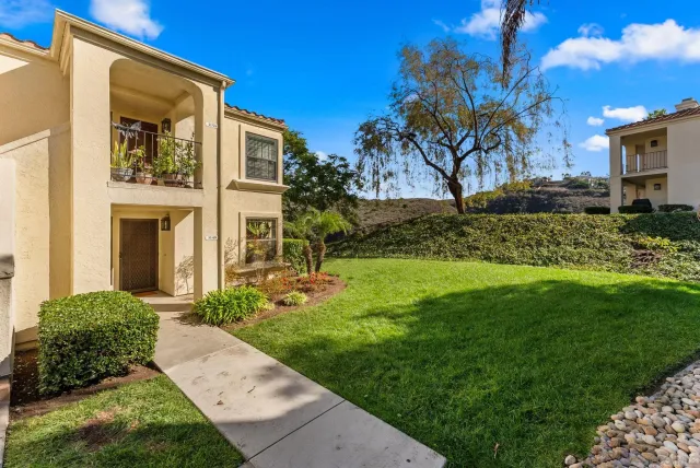 $950,000 | 3148 Vista Grande, Carlsbad, CA 92009