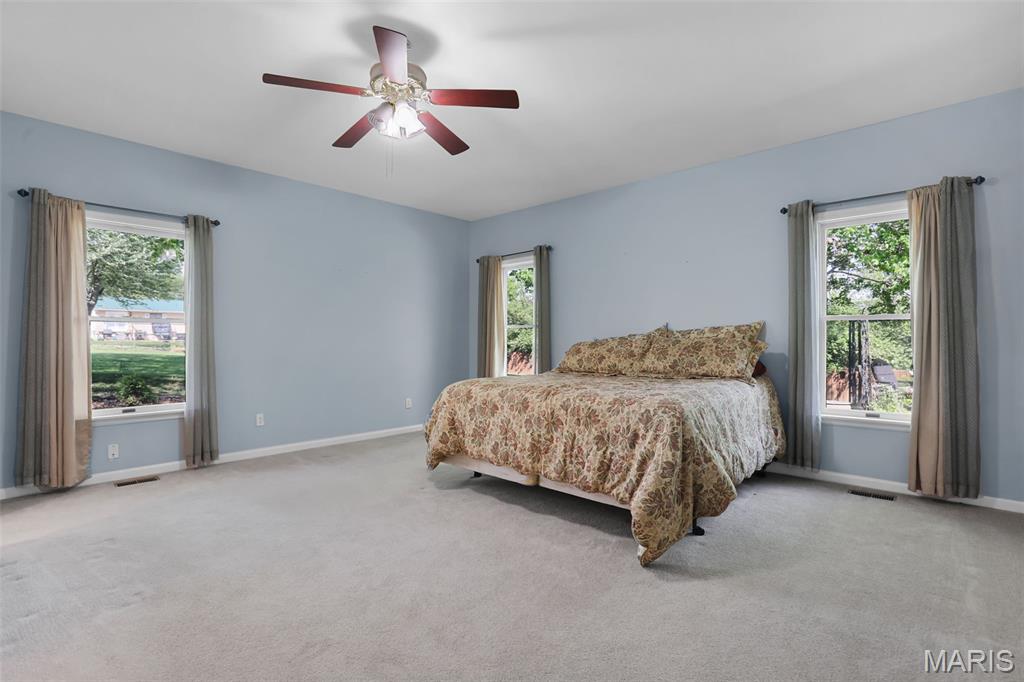 910 Cherry Lane Washington, MO 63090 - Photo 17 of 34
