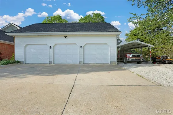 $630,000 | 910 Cherry Lane, Washington, MO 63090