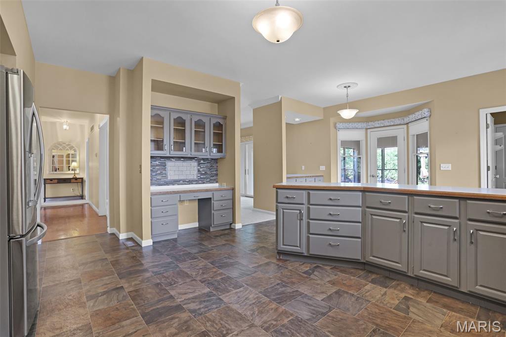 910 Cherry Lane Washington, MO 63090 - Photo 10 of 34