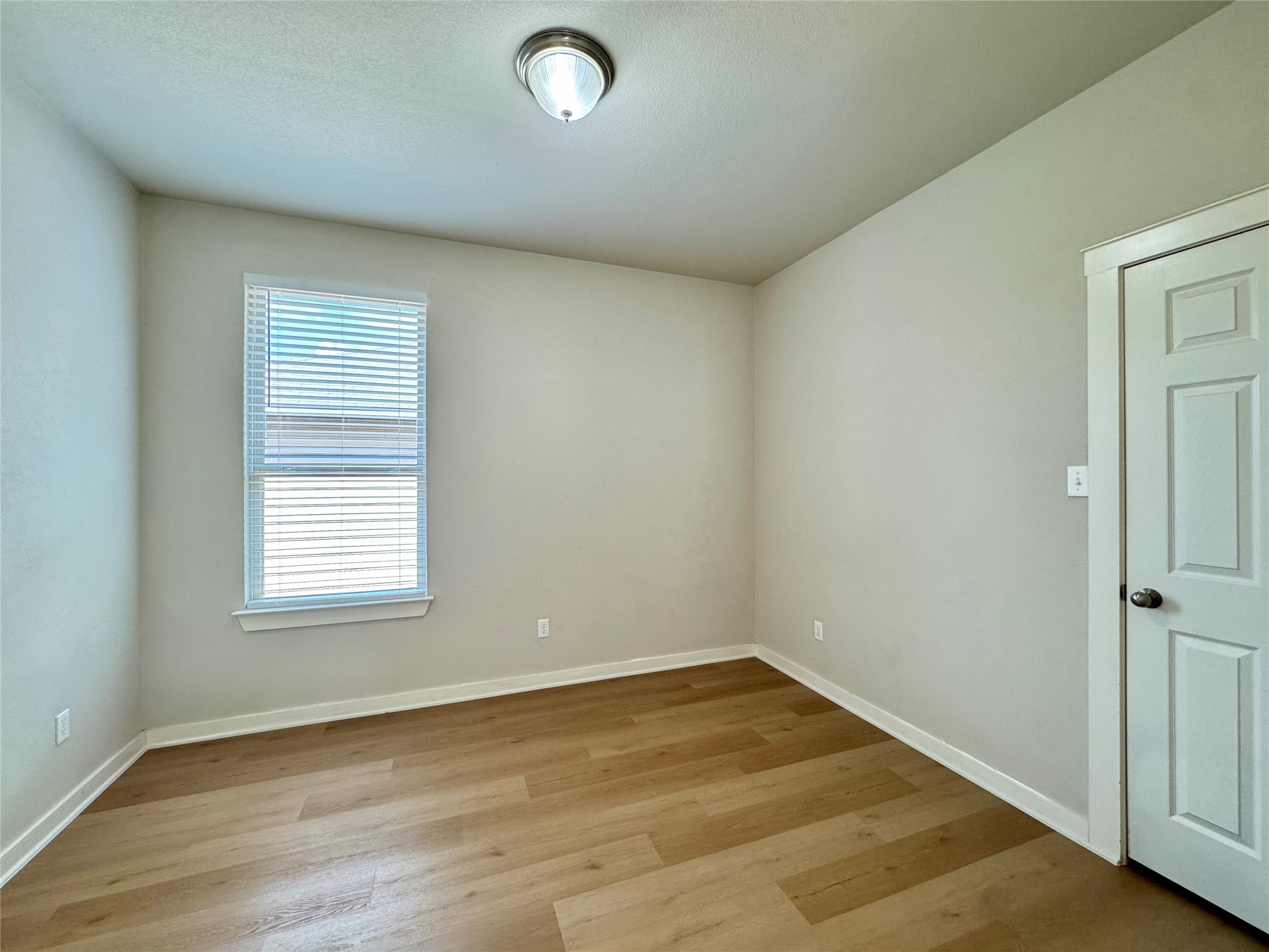 4016 Kenter Crossing Austin, TX 78728 - Photo 10 of 13