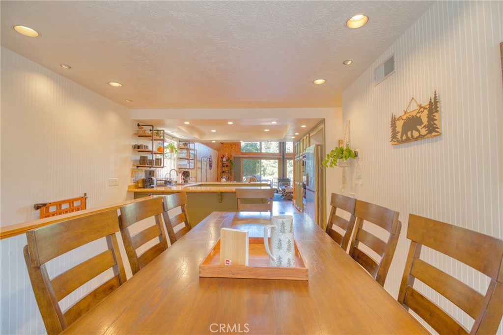 1604 Blackbird Road Wrightwood, CA 92397 - Photo 24 of 64