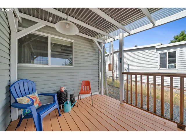 a view of a backyard space