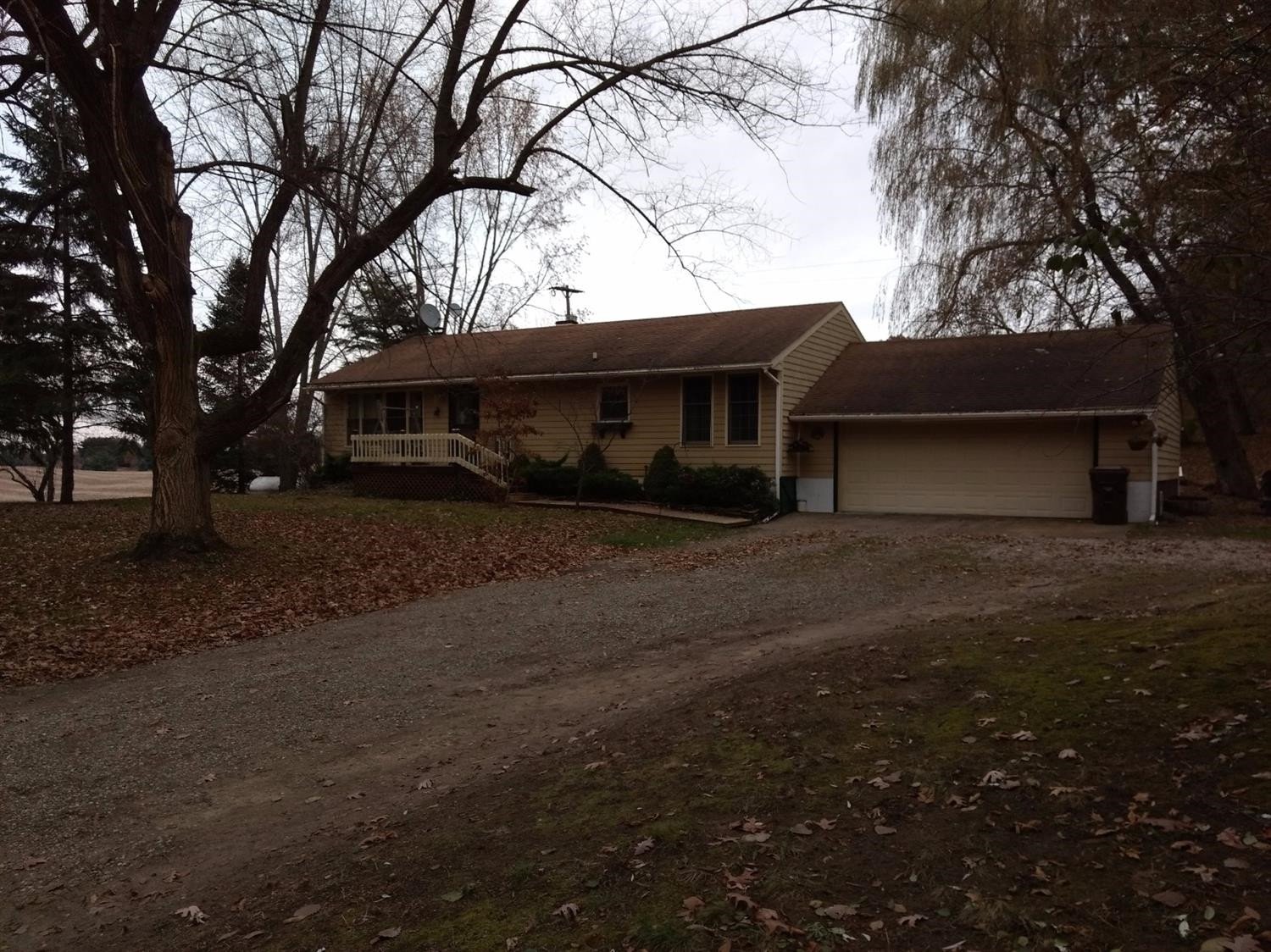 2001 Pierce Road Chelsea, MI 48118 - Photo 4 of 11 Photo 4