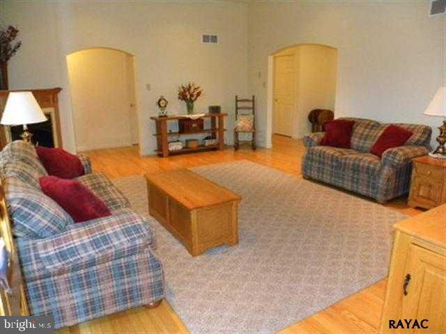 6500 Cabot Road, Unit 9 Dover, PA 17315 - Photo 18 of 36