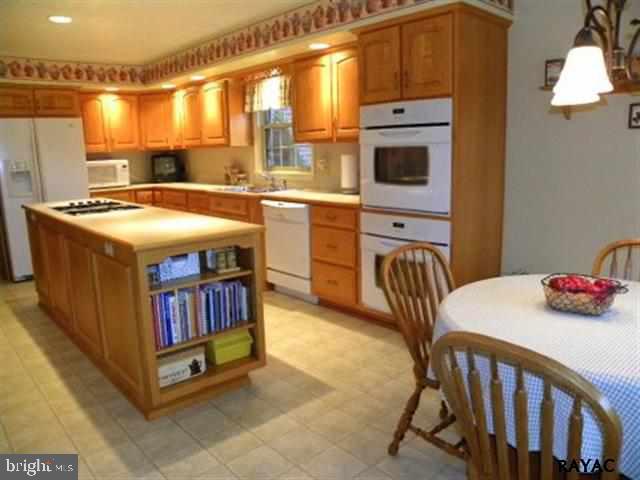 6500 Cabot Road, Unit 9 Dover, PA 17315 - Photo 2 of 36