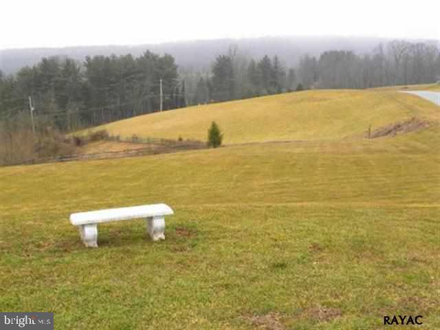 6500 Cabot Road, Unit 9 Dover, PA 17315 - Photo 33 of 36