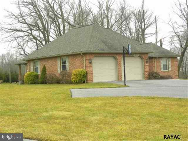 6500 Cabot Road, Unit 9 Dover, PA 17315 - Photo 7 of 36