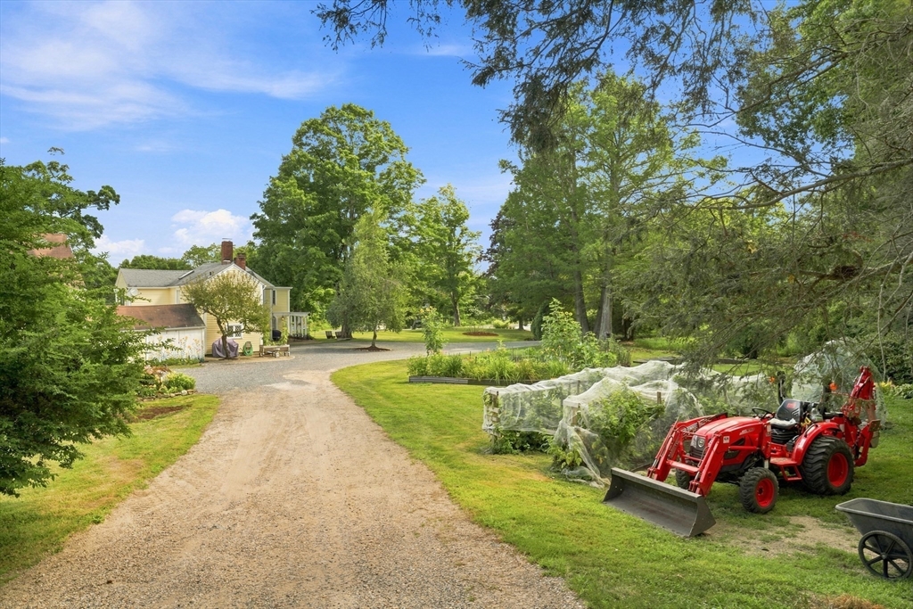 170 Brookfield Road Warren, MA 01010 - Photo 41 of 42 Gallery Image 41