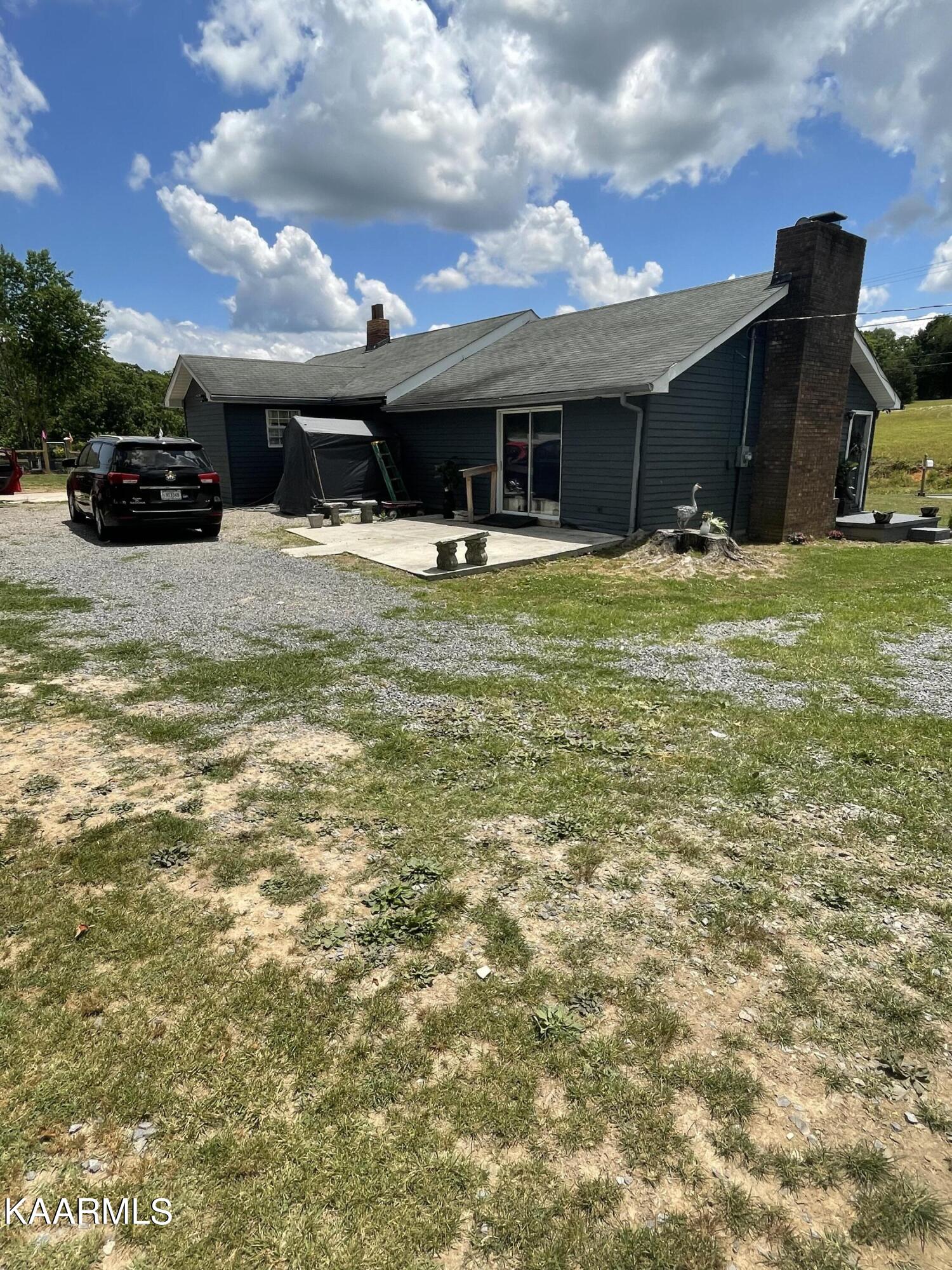 210 Piney Road Kodak, TN 37764 - Photo 9 of 35 C4EC09C0-DBB5-42D0-BE86-DB35DFCD74D2