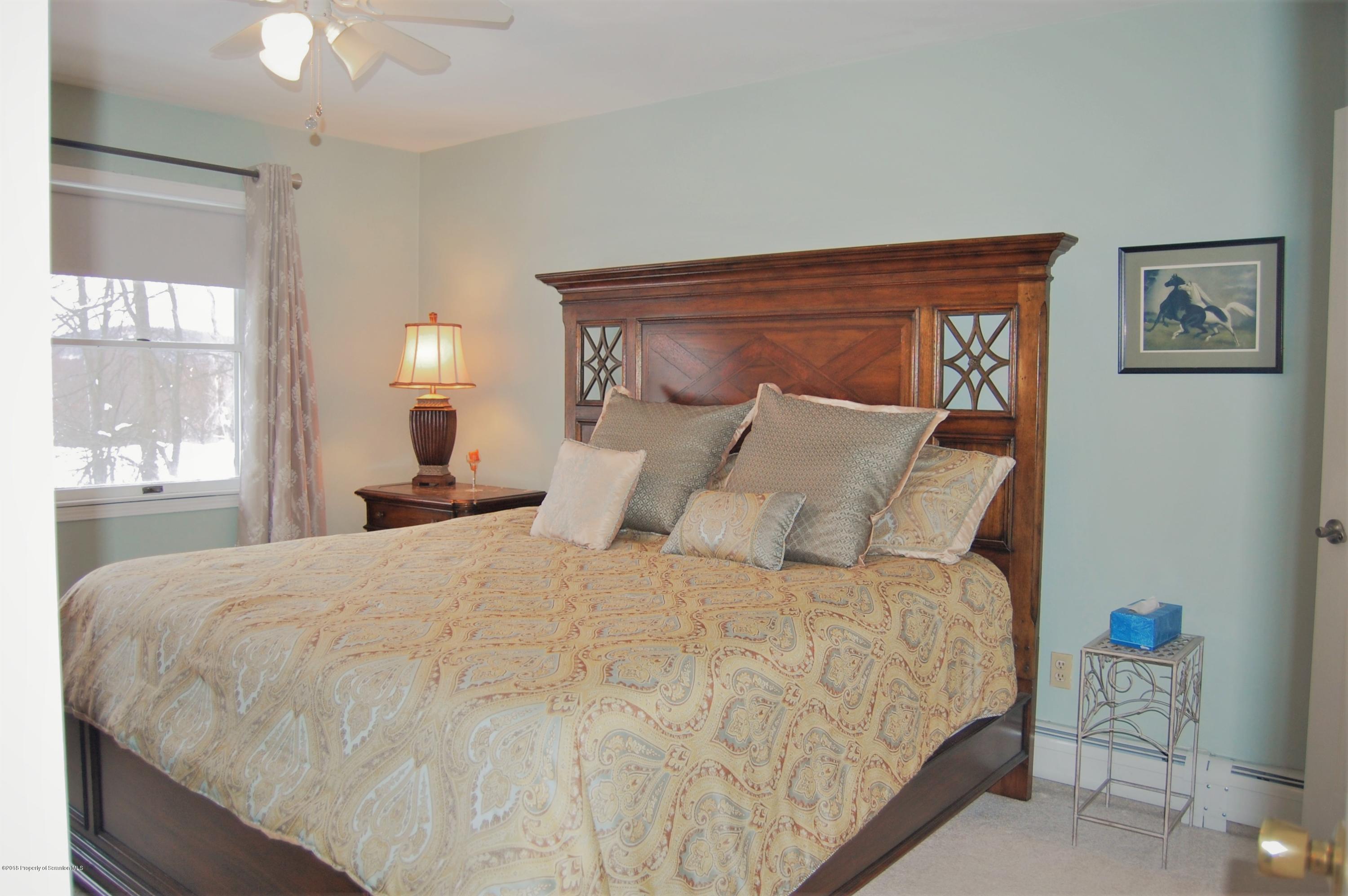 21 White Birch Road Dalton, PA 18414 - Photo 12 of 33 Gallery Image 12
