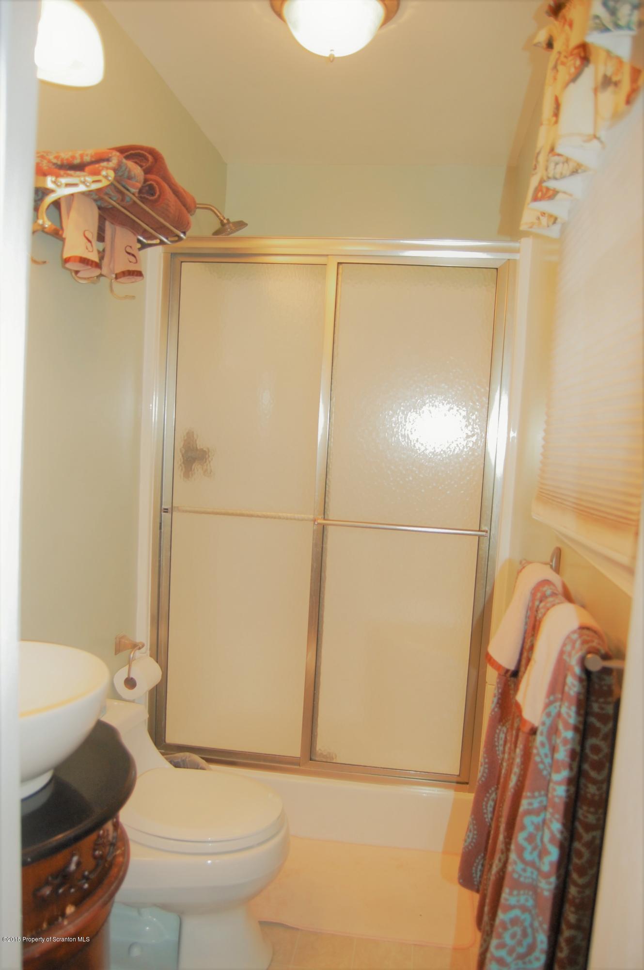 21 White Birch Road Dalton, PA 18414 - Photo 15 of 33 Gallery Image 15