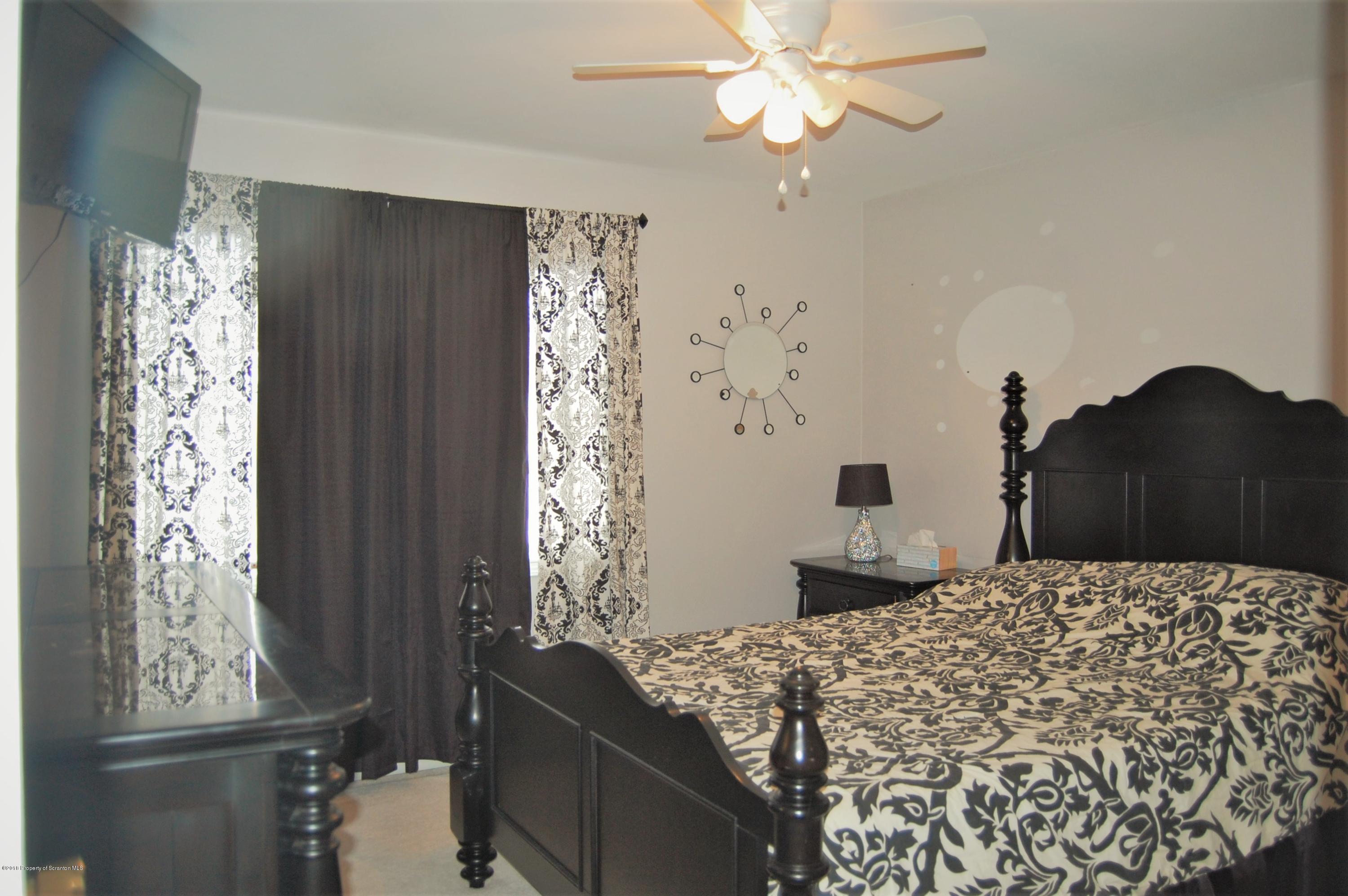 21 White Birch Road Dalton, PA 18414 - Photo 17 of 33 Gallery Image 17