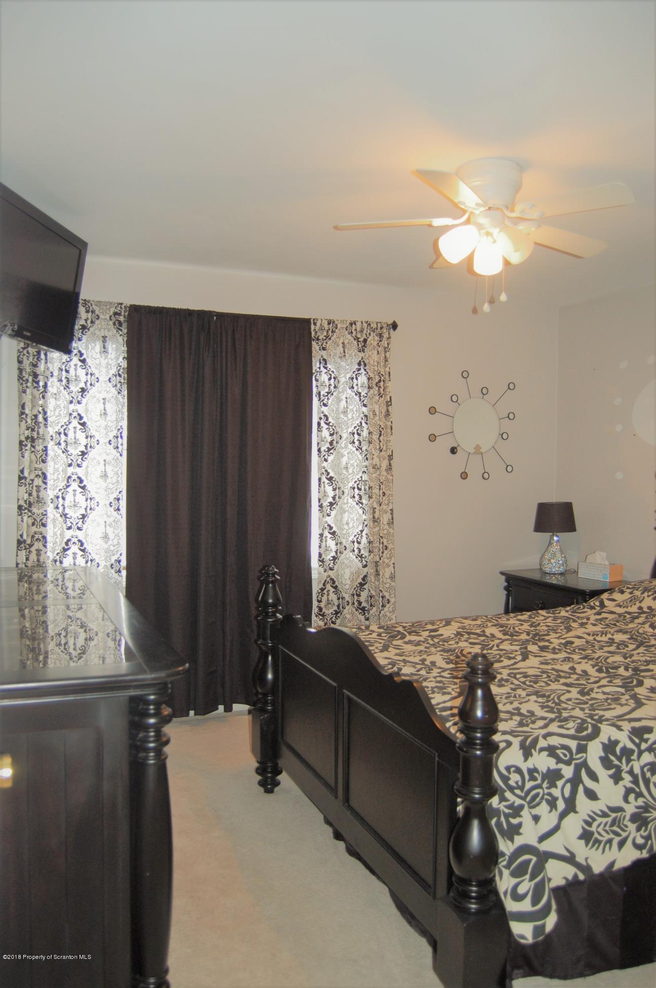 21 White Birch Road Dalton, PA 18414 - Photo 18 of 33 Gallery Image 18