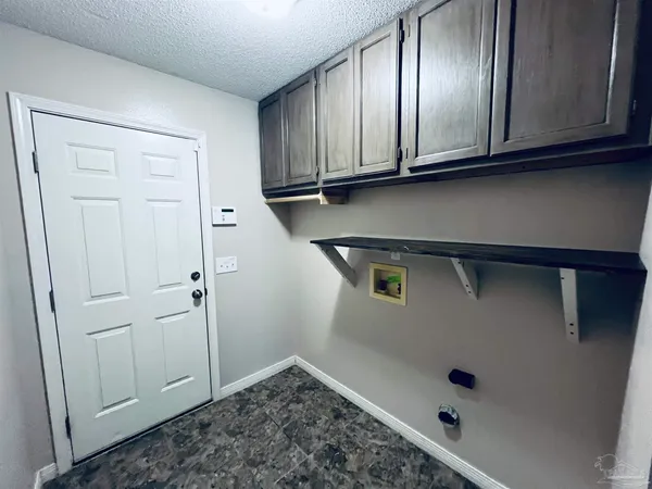 $2,250 | 5498 Keel Drive, Pensacola, FL 32507