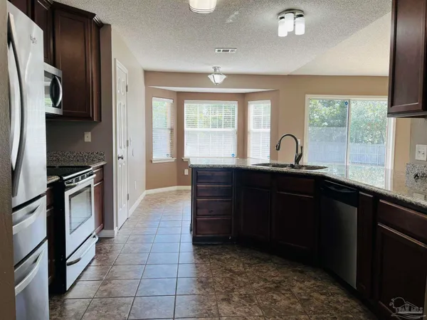 $2,250 | 5498 Keel Drive, Pensacola, FL 32507