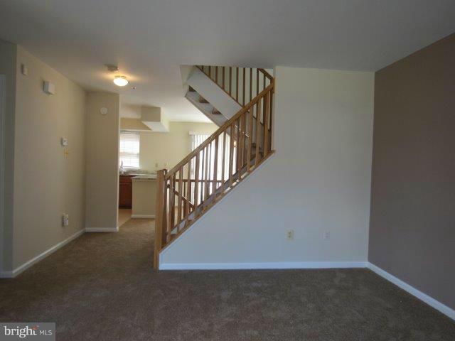 9915 Raintree Way Clinton, MD 20735 - Photo 6 of 29 Living Room