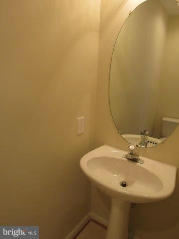 9915 Raintree Way Clinton, MD 20735 - Photo 7 of 29 Bath