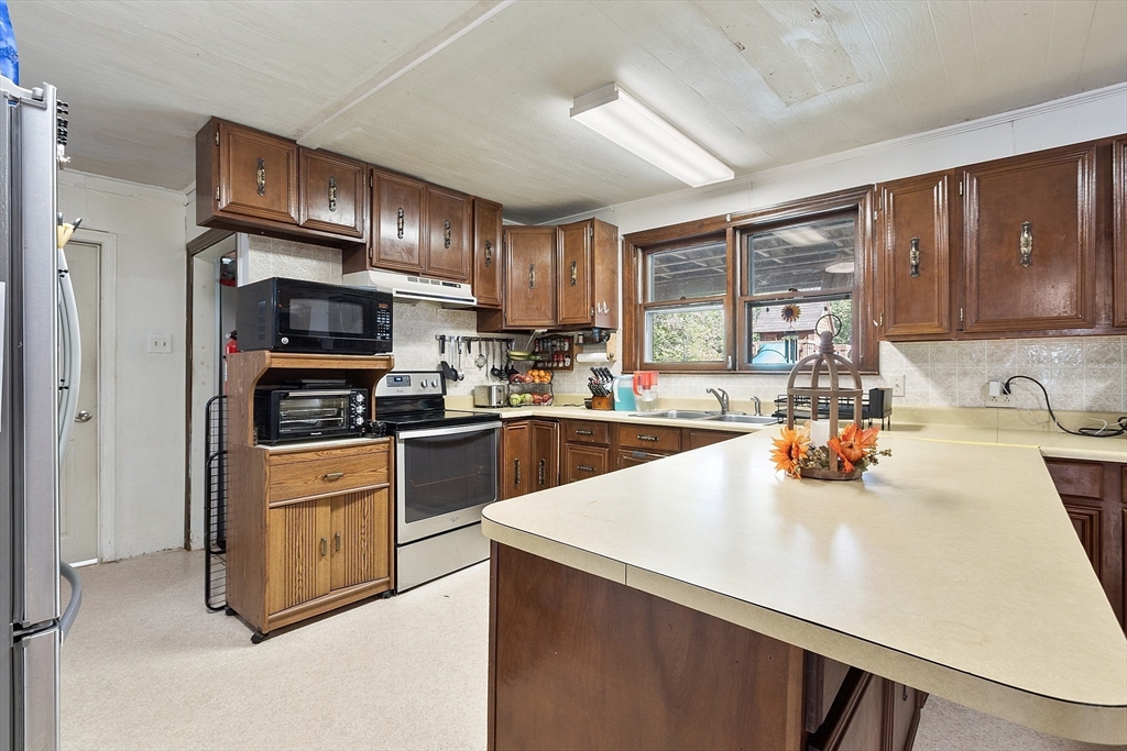708 Templeton Road Athol, MA 01331 - Photo 9 of 42 Gallery Image 9