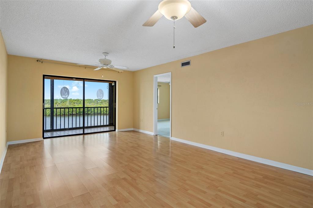 8150 Brent Street, Unit 732 Port Richey, FL 34668 - Photo 10 of 56 Gallery Image 10