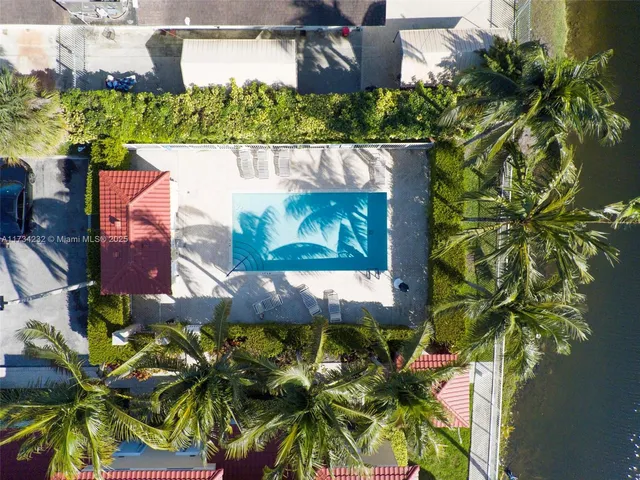 $354,999 | 2196 Northeast 167th Street, Unit 1114, North Miami Beach, FL 33162