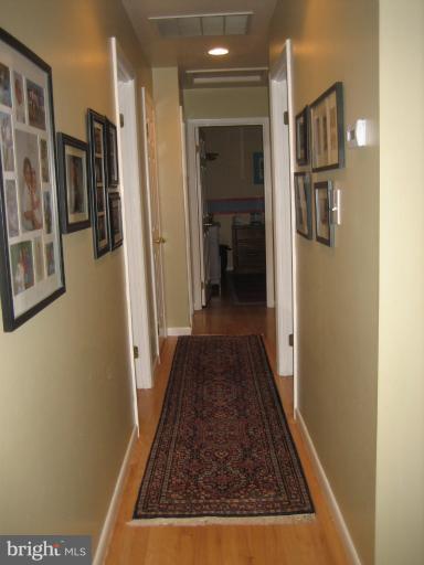4645 Roundhill Road Ellicott City, MD 21043 - Photo 14 of 20 Hallway