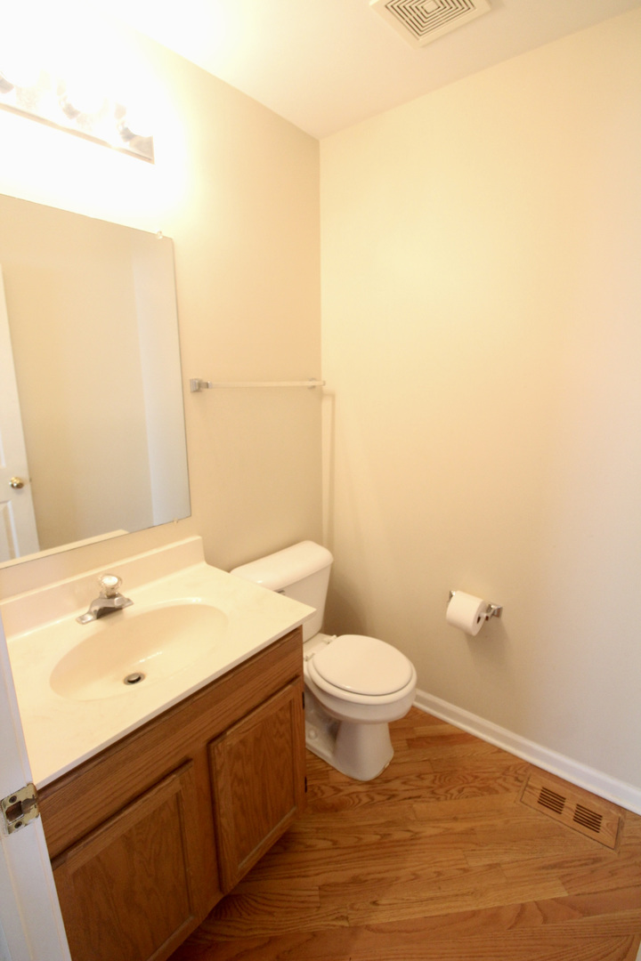 1714 Maroon Bells Lane Bolingbrook, IL 60490 - Photo 11 of 17