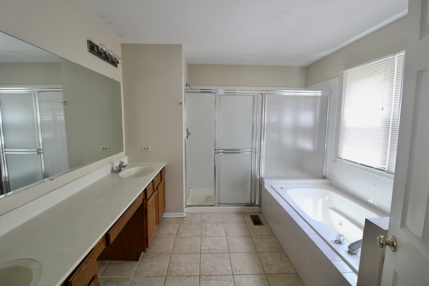 1714 Maroon Bells Lane Bolingbrook, IL 60490 - Photo 14 of 17