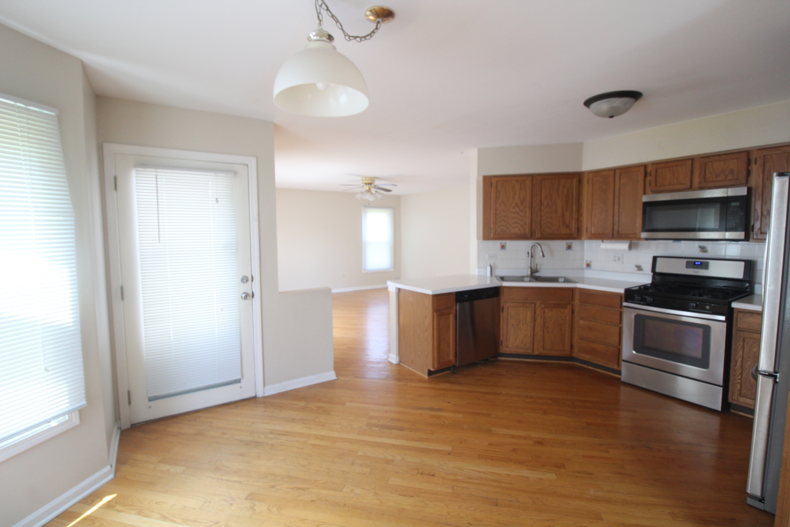 1714 Maroon Bells Lane Bolingbrook, IL 60490 - Photo 7 of 17