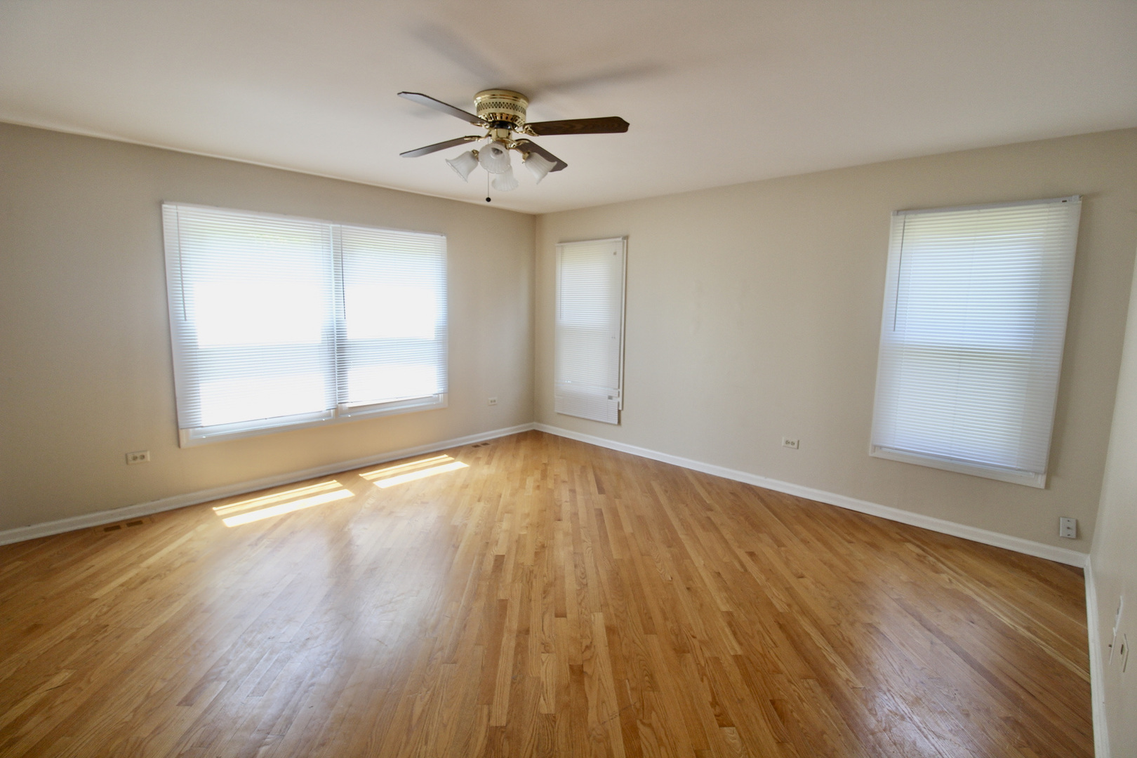 1714 Maroon Bells Lane Bolingbrook, IL 60490 - Photo 10 of 17