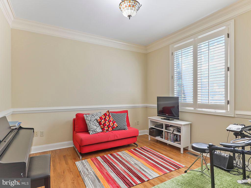 201 Calais Circle Doylestown, PA 18902 - Photo 19 of 45