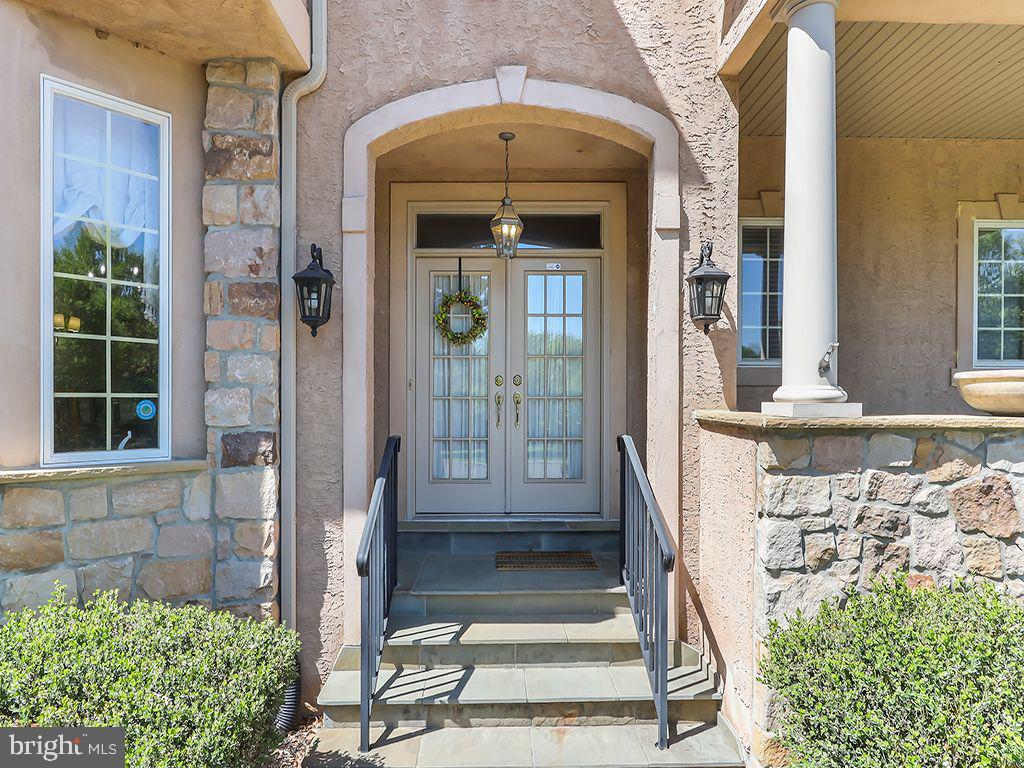 201 Calais Circle Doylestown, PA 18902 - Photo 4 of 45