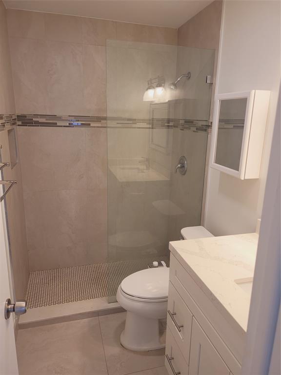 770 Northeast 38th Street, Unit R Oakland Park, FL 33334 - Photo 7 of 22