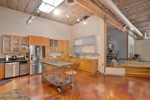 $1,395,000 | 2101 28th Street, Sacramento, CA 95818