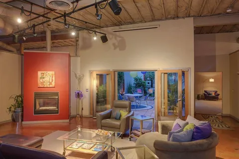 $1,395,000 | 2101 28th Street, Sacramento, CA 95818