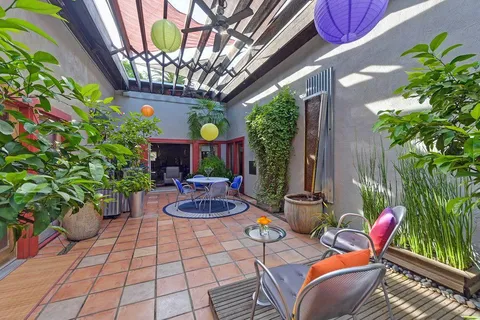 $1,395,000 | 2101 28th Street, Sacramento, CA 95818