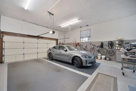 $1,395,000 | 2101 28th Street, Sacramento, CA 95818