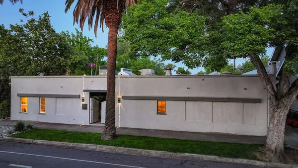 $1,395,000 | 2101 28th Street, Sacramento, CA 95818