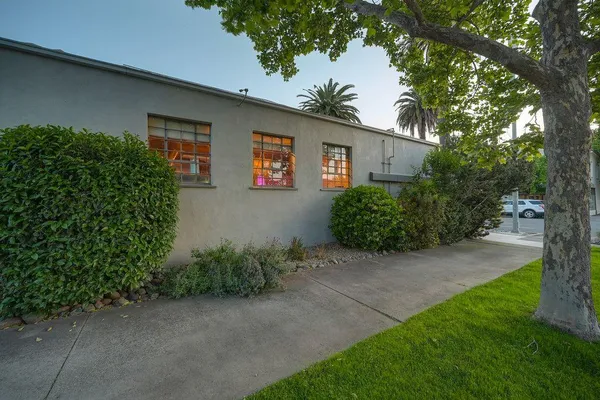 $1,395,000 | 2101 28th Street, Sacramento, CA 95818