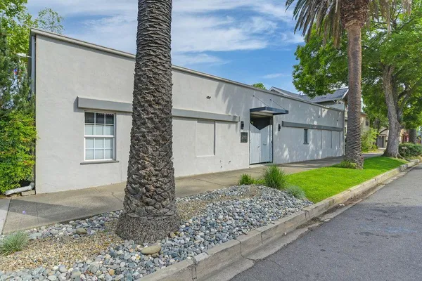 $1,395,000 | 2101 28th Street, Sacramento, CA 95818