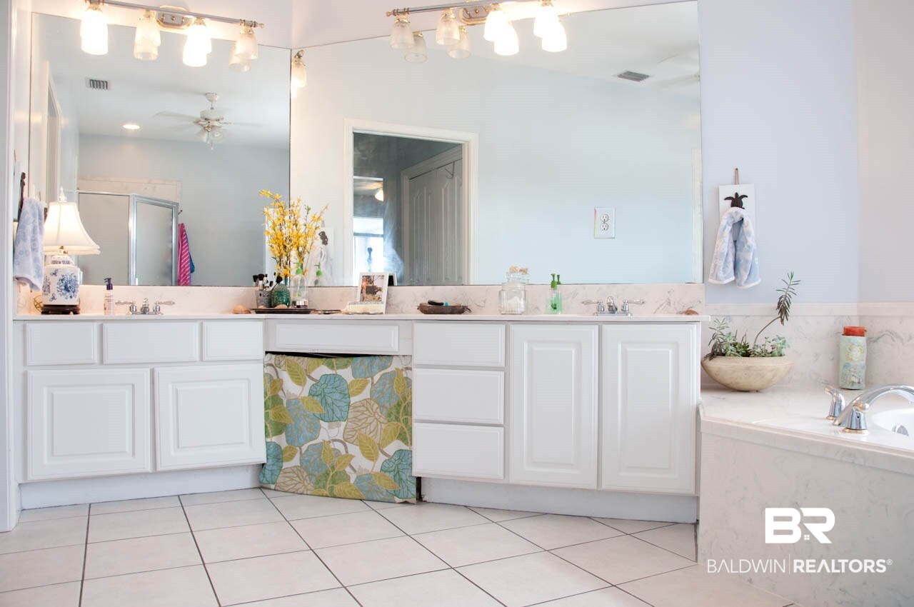 27152 Marina Road, Unit B Orange Beach, AL 36561 - Photo 23 of 37