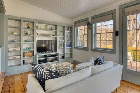 Undisclosed Address, Sag Harbor, NY 11963