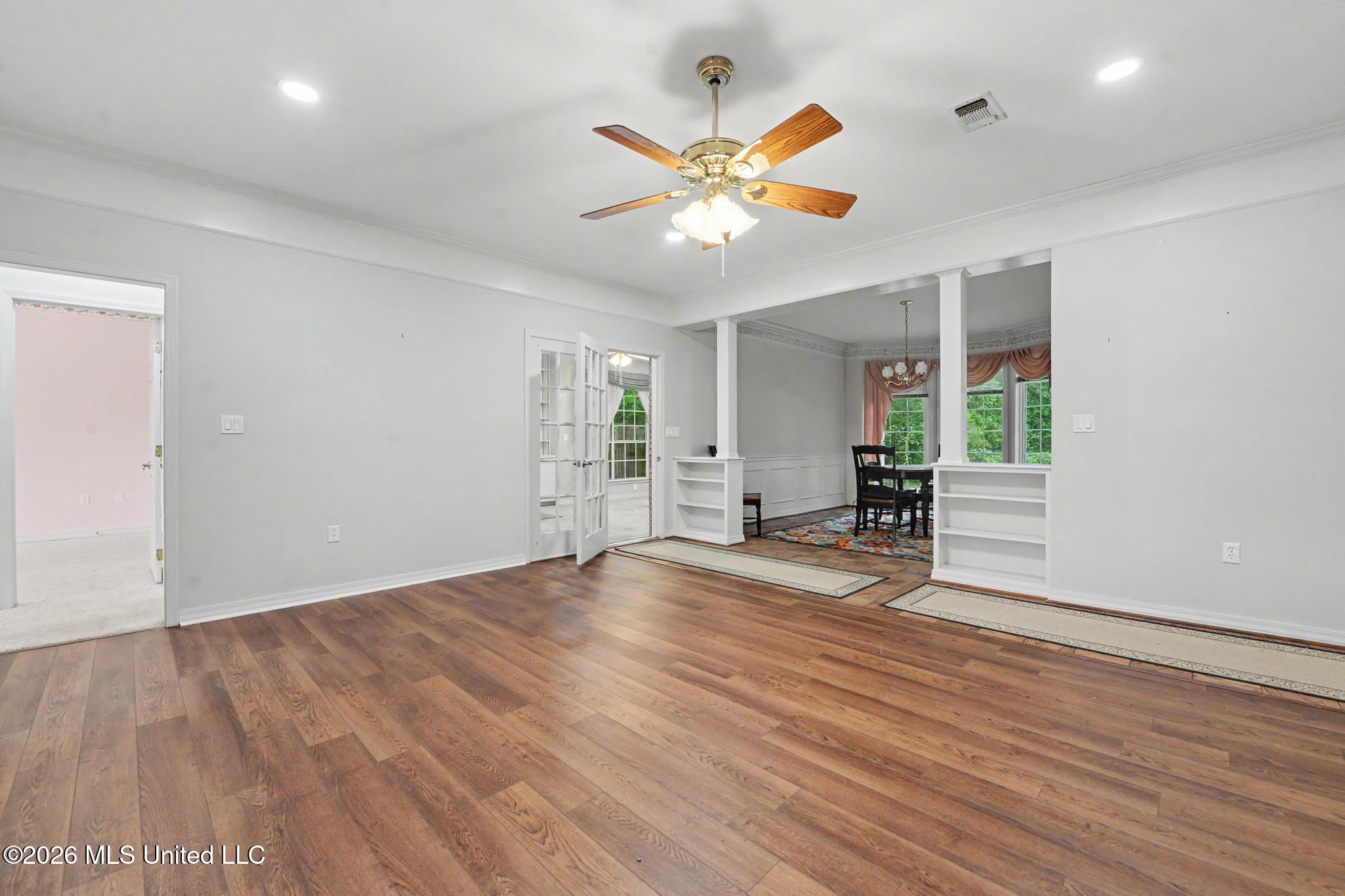 7881 Hilo Way Diamondhead, MS 39525 - Photo 6 of 25 Living Room