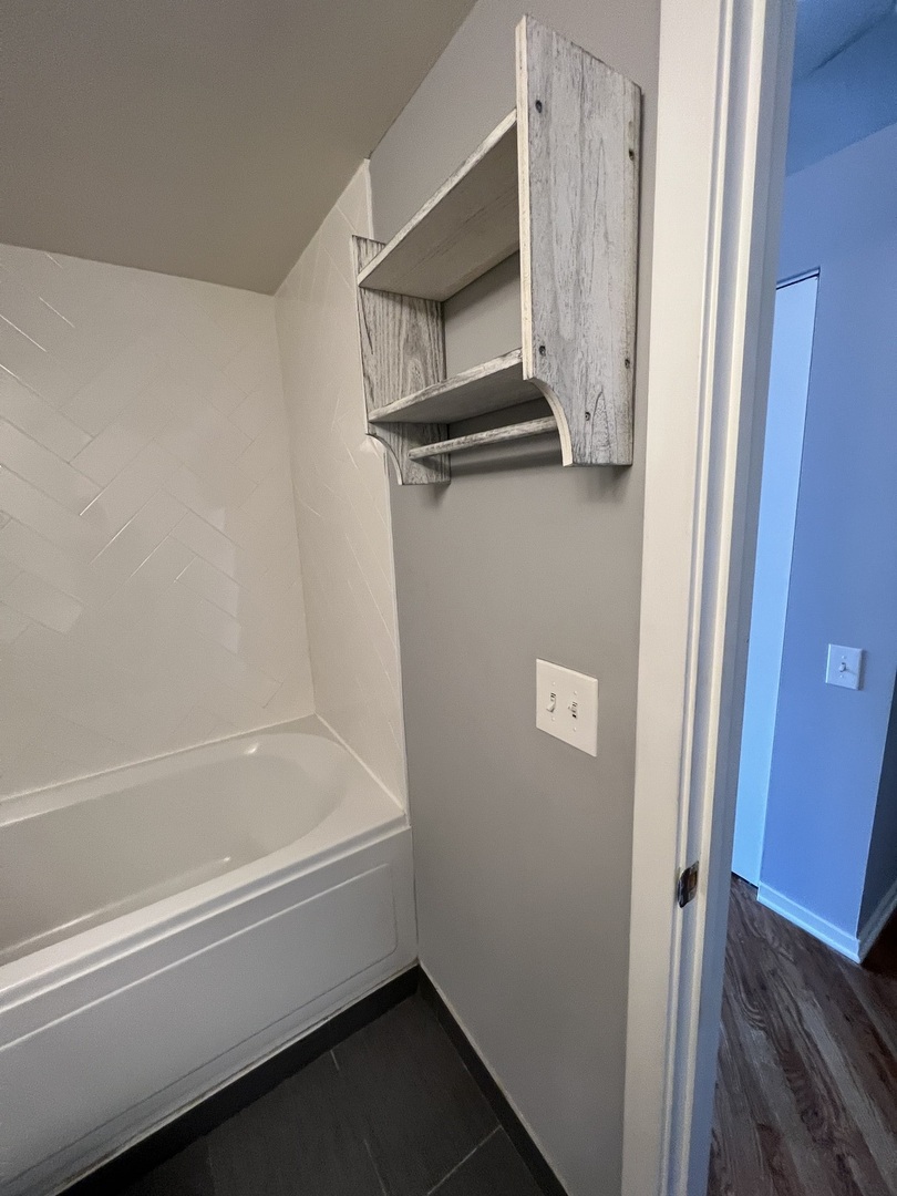 500 South Clinton Street, Unit 503 Chicago, IL 60607 - Photo 12 of 16